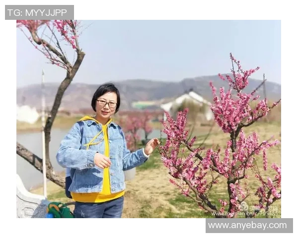 足球场上的姐妹情深 一同书写传奇故事的女足双星